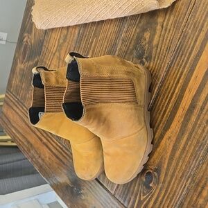 Sorel wedge booties